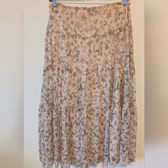 Lauren Ralph Lauren Dresses & Skirts - Lauren Ralph Skirt Maxi Tiered blush Pink Floral Print Chiffon Lined, size 12